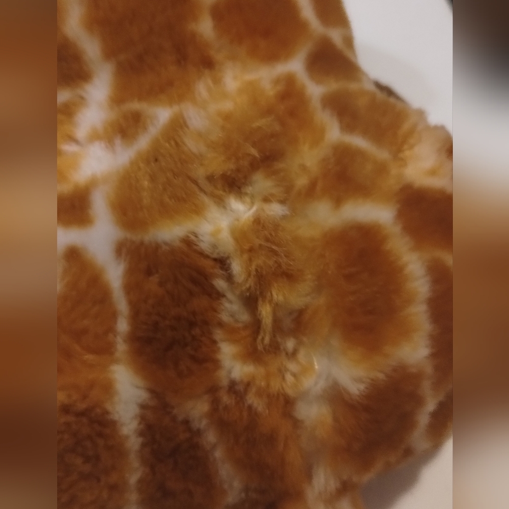 Kohls Cares Animal Planet Bashful Giraffe Plush Stuffed Animal Toy Sitting 12" - Picture 13 of 13